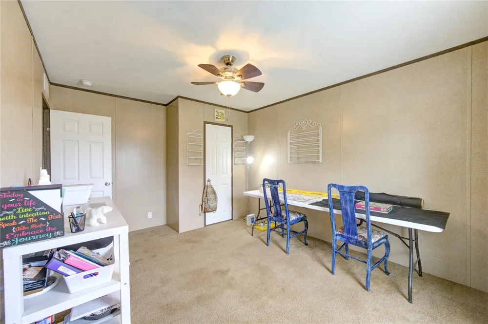 2923 County Road 292 Alvin, TX 77511