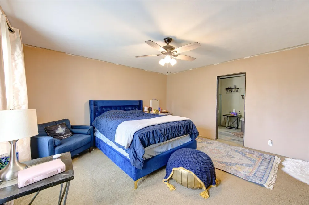 2923 County Road 292 Alvin, TX 77511