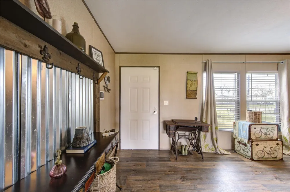 2923 County Road 292 Alvin, TX 77511