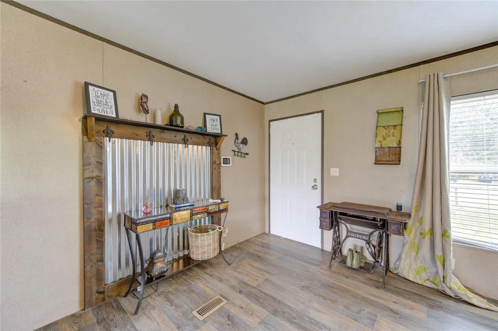 2923 County Road 292 Alvin, TX 77511