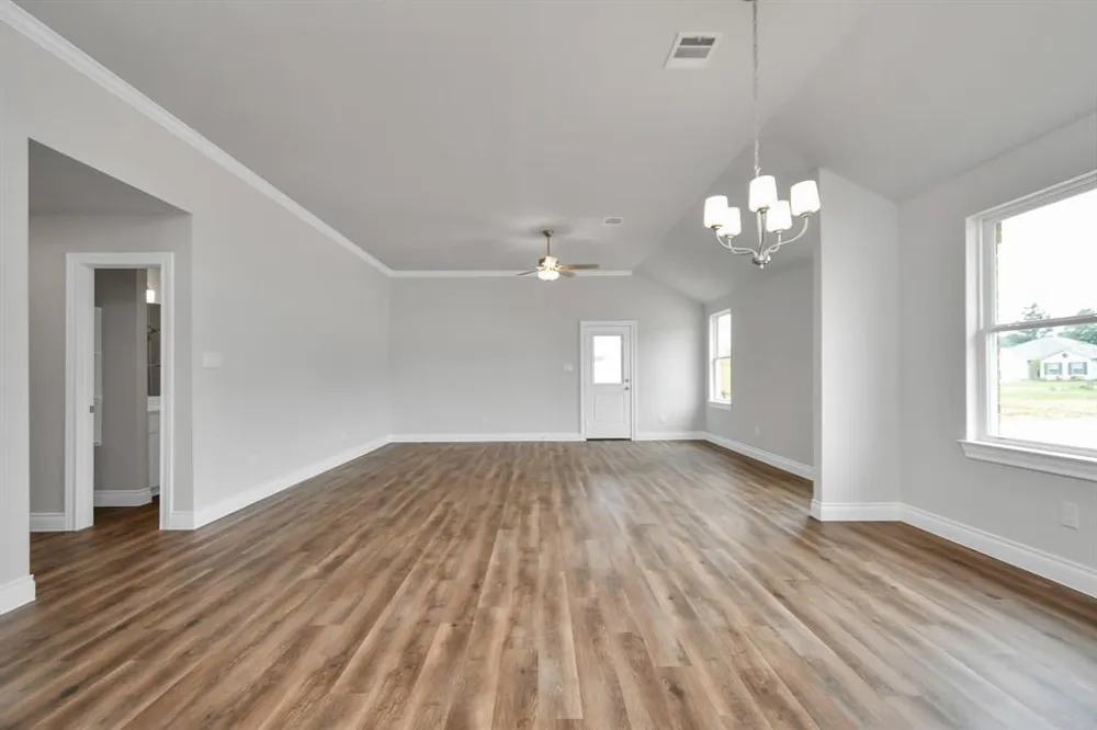 10135 Cabo Del Sol Drive Cleveland, TX 77327
