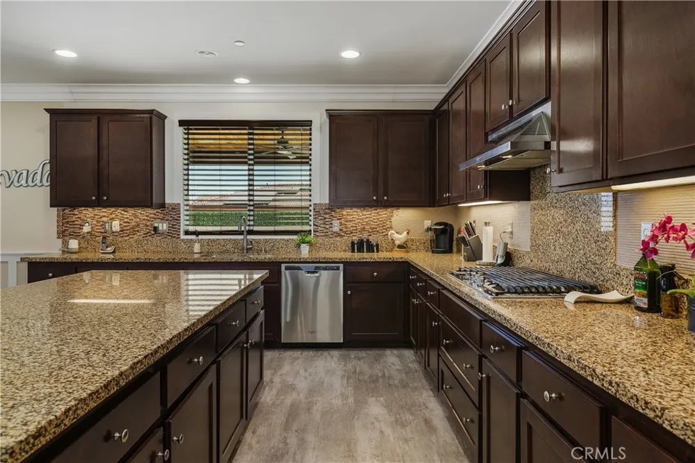 18044 Olivenhain Riverside, CA 92508