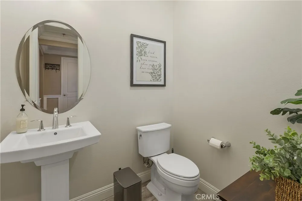 18044 Olivenhain Riverside, CA 92508