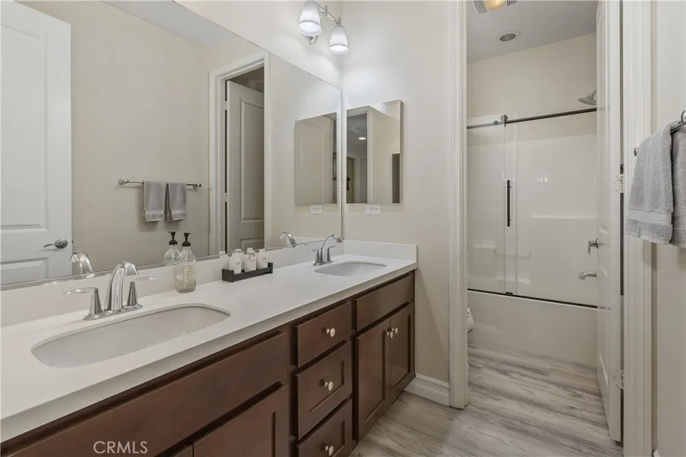 18044 Olivenhain Riverside, CA 92508