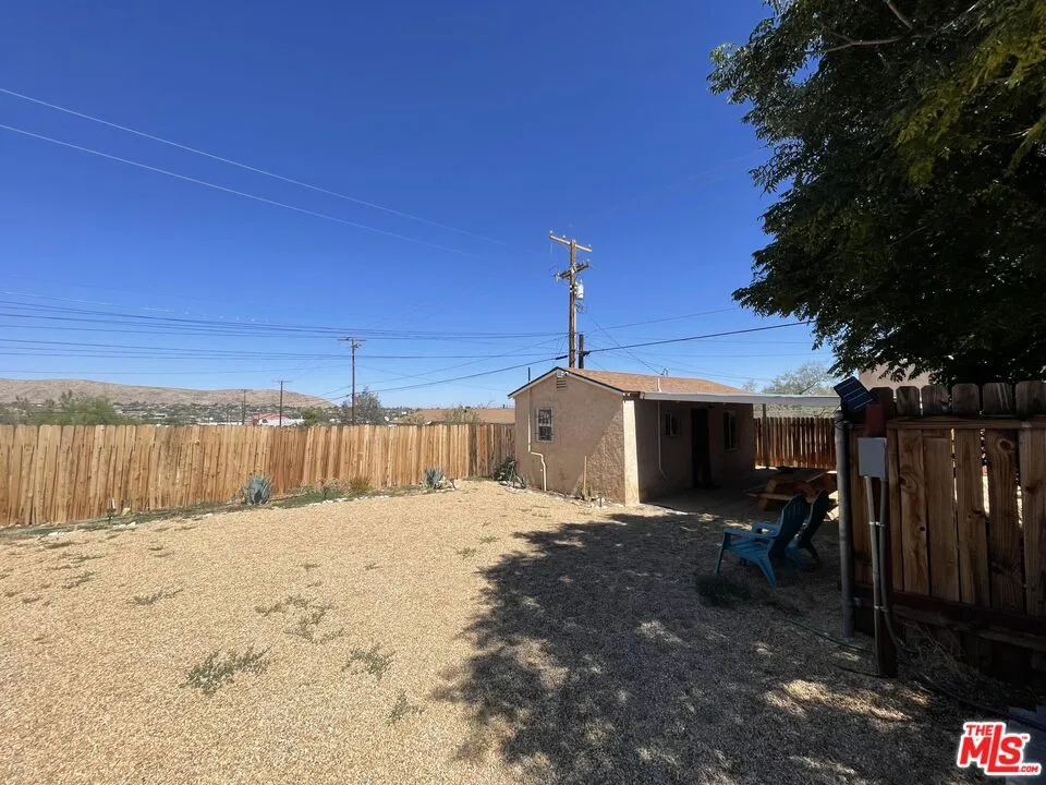 61750 Desert Air Road Joshua Tree, CA 92252