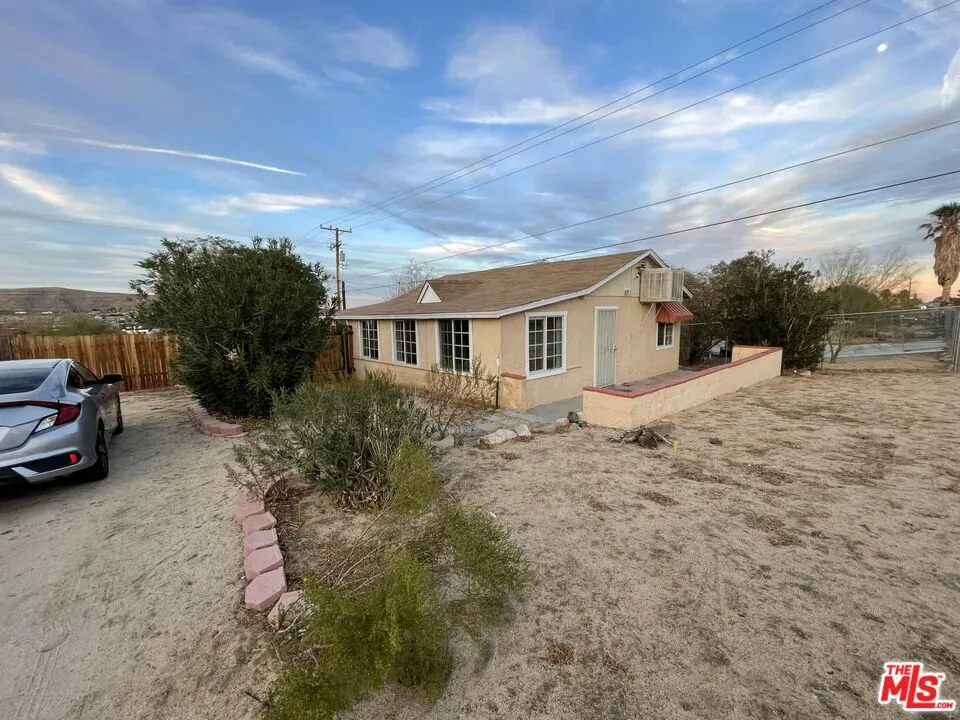 61750 Desert Air Road Joshua Tree, CA 92252