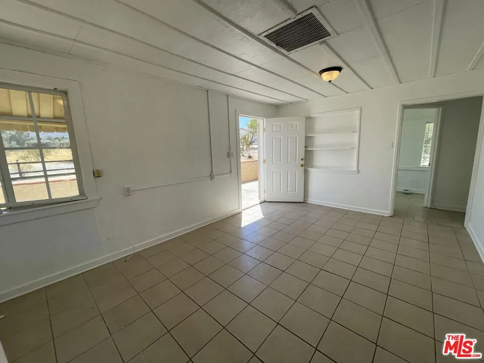 61750 Desert Air Road Joshua Tree, CA 92252