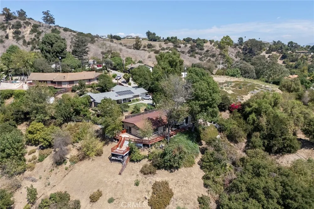 2261 Papaya Drive La Habra Heights, CA 90631