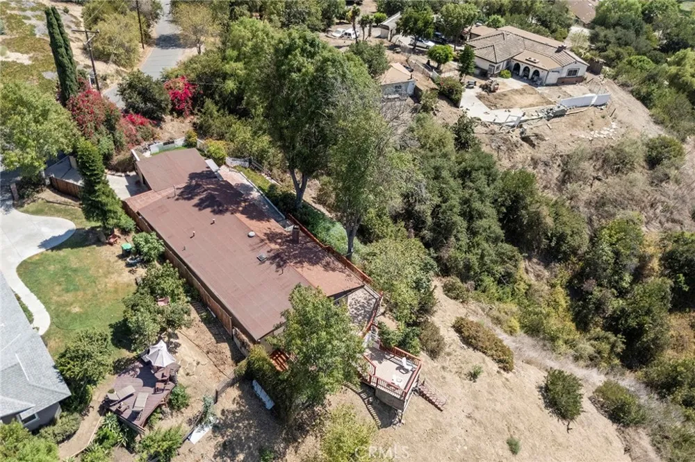 2261 Papaya Drive La Habra Heights, CA 90631