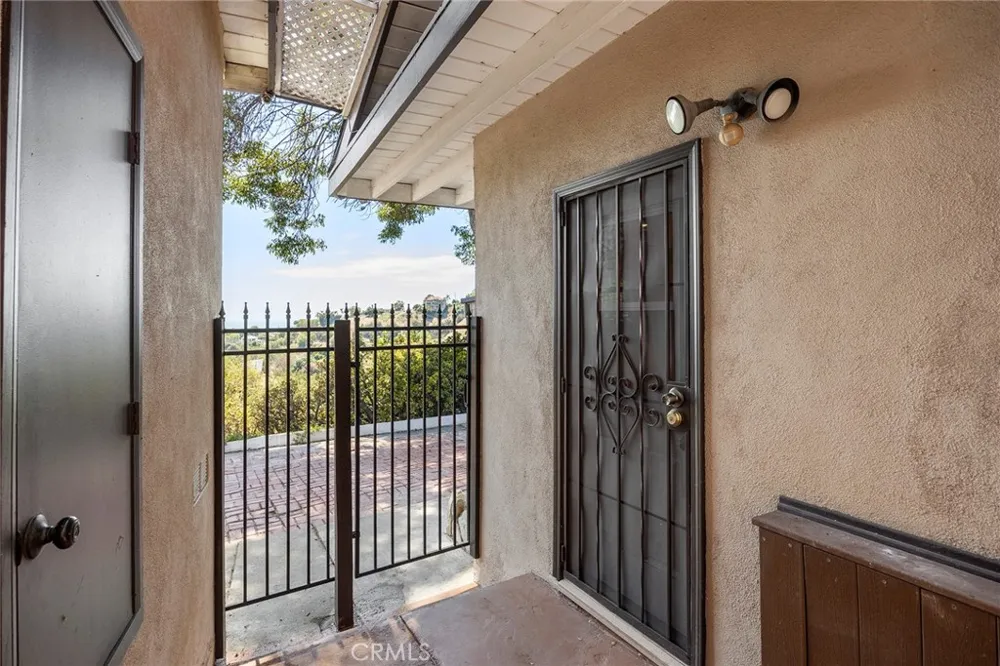 2261 Papaya Drive La Habra Heights, CA 90631