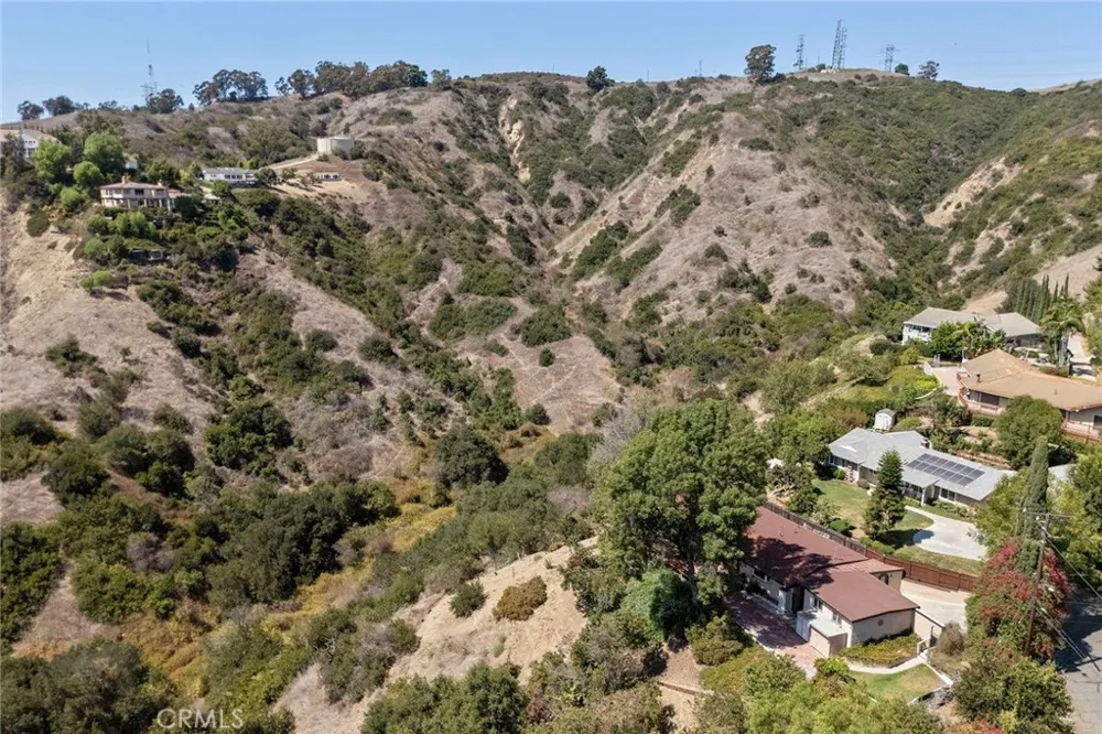 2261 Papaya Drive La Habra Heights, CA 90631