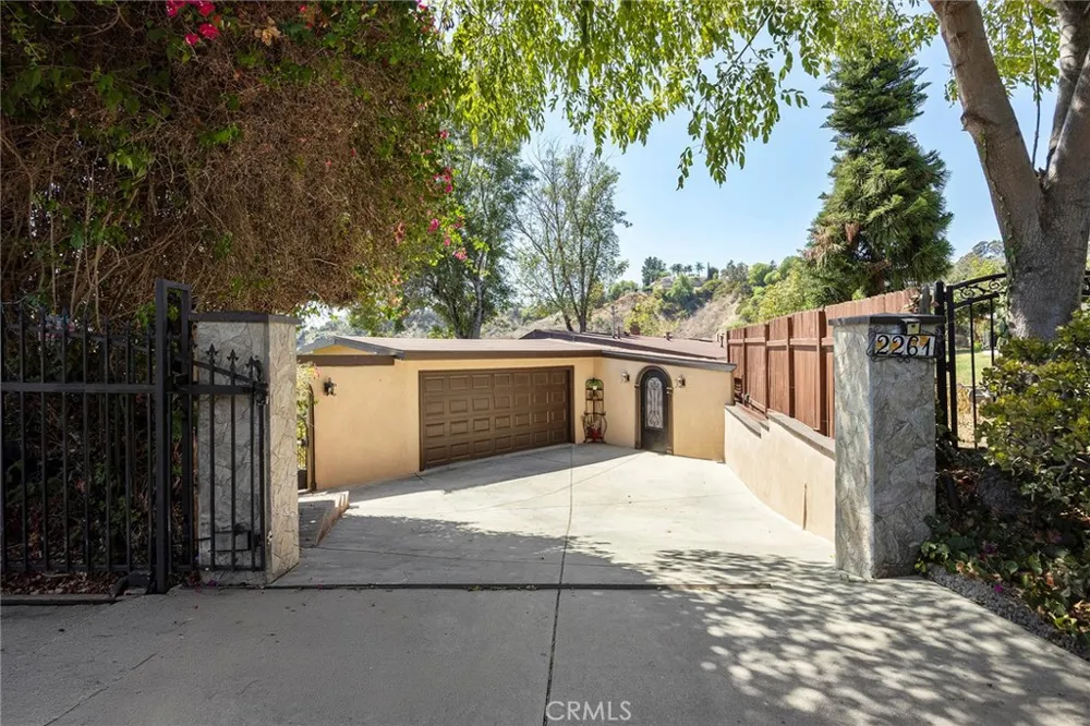 2261 Papaya Drive La Habra Heights, CA 90631