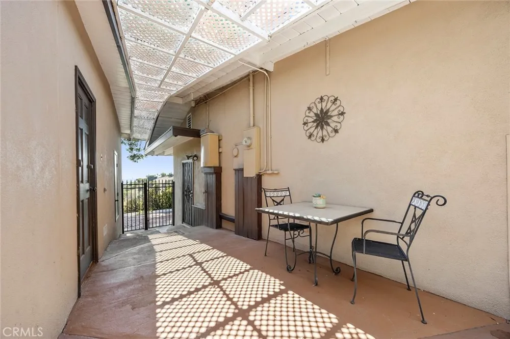2261 Papaya Drive La Habra Heights, CA 90631