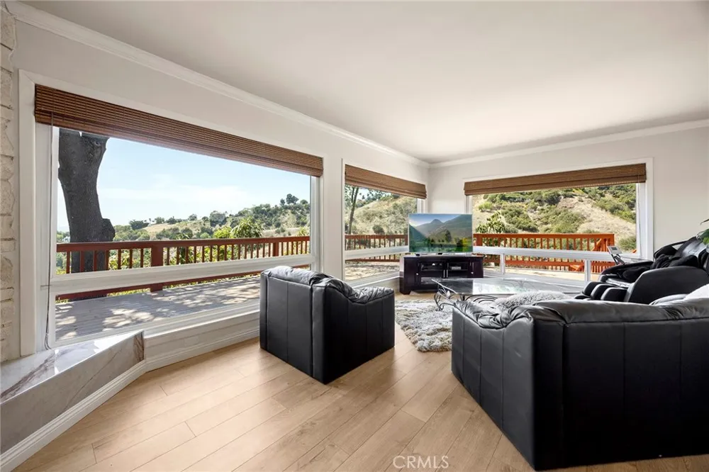 2261 Papaya Drive La Habra Heights, CA 90631