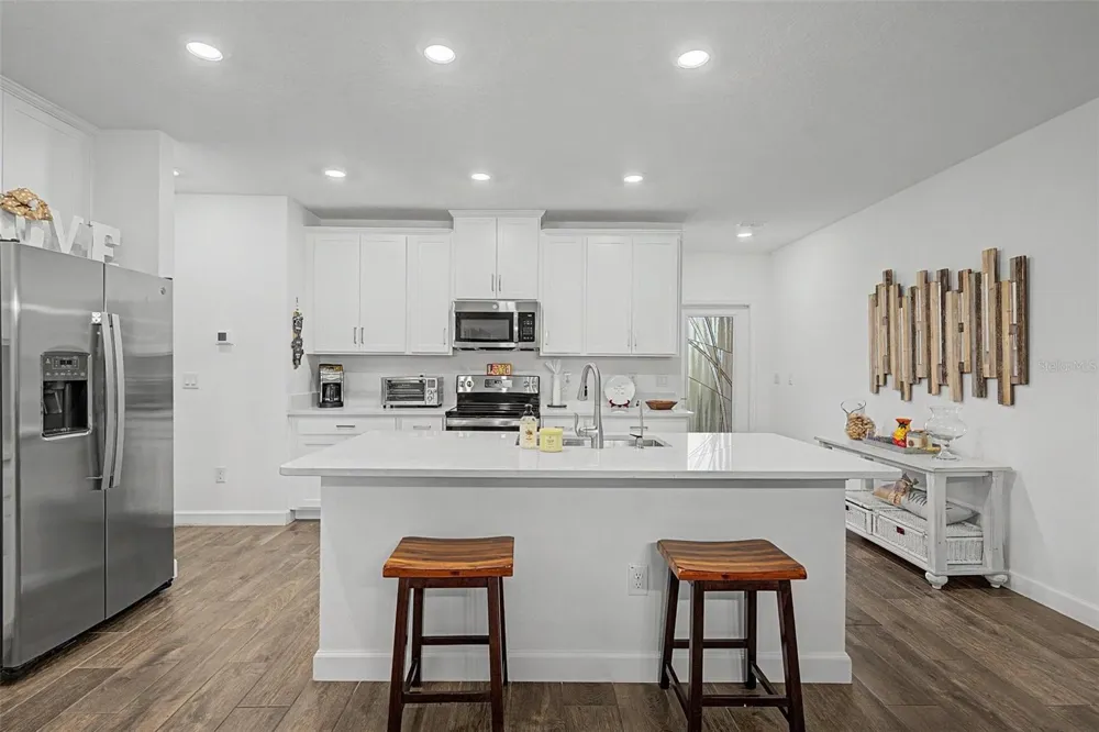 32172 CANNON RUSH DRIVE San Antonio, FL 33576