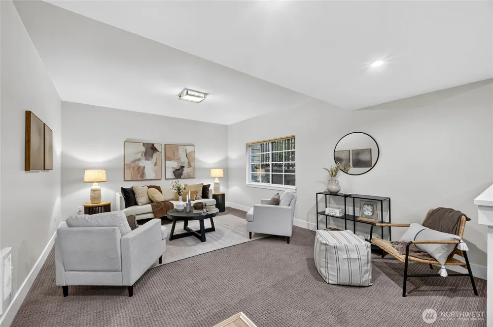 1820 24th Avenue #101 Seattle, WA 98122