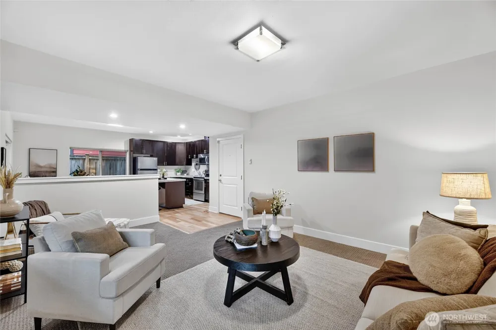 1820 24th Avenue #101 Seattle, WA 98122