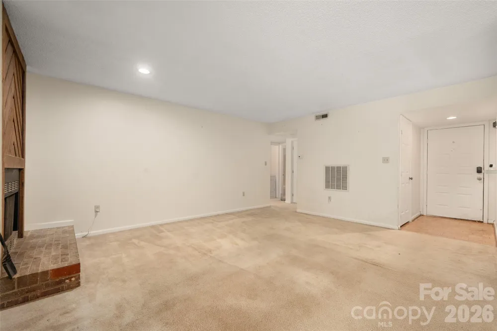 7203 Winery Lane Charlotte, NC 28227