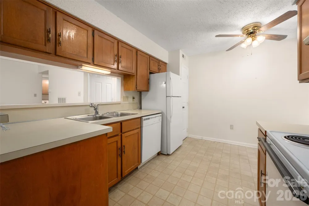 7203 Winery Lane Charlotte, NC 28227