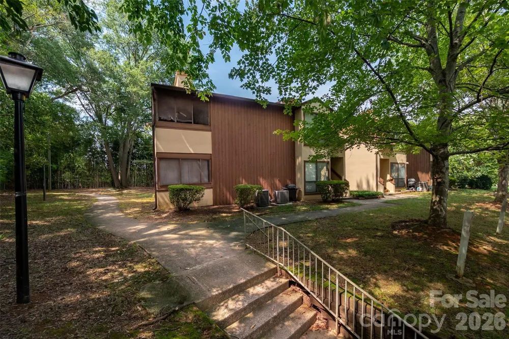 7203 Winery Lane Charlotte, NC 28227