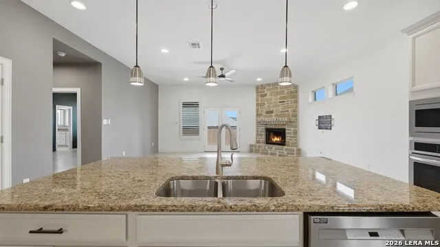 239 Bamberger Ave New Braunfels, TX 78132
