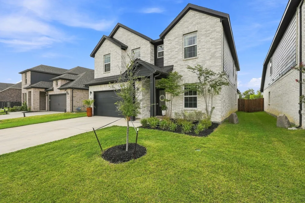 3905 Bluestem Boulevard Denton, TX 76226