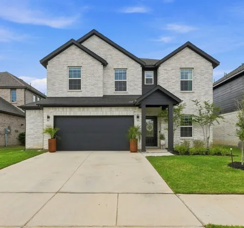 3905 Bluestem Boulevard