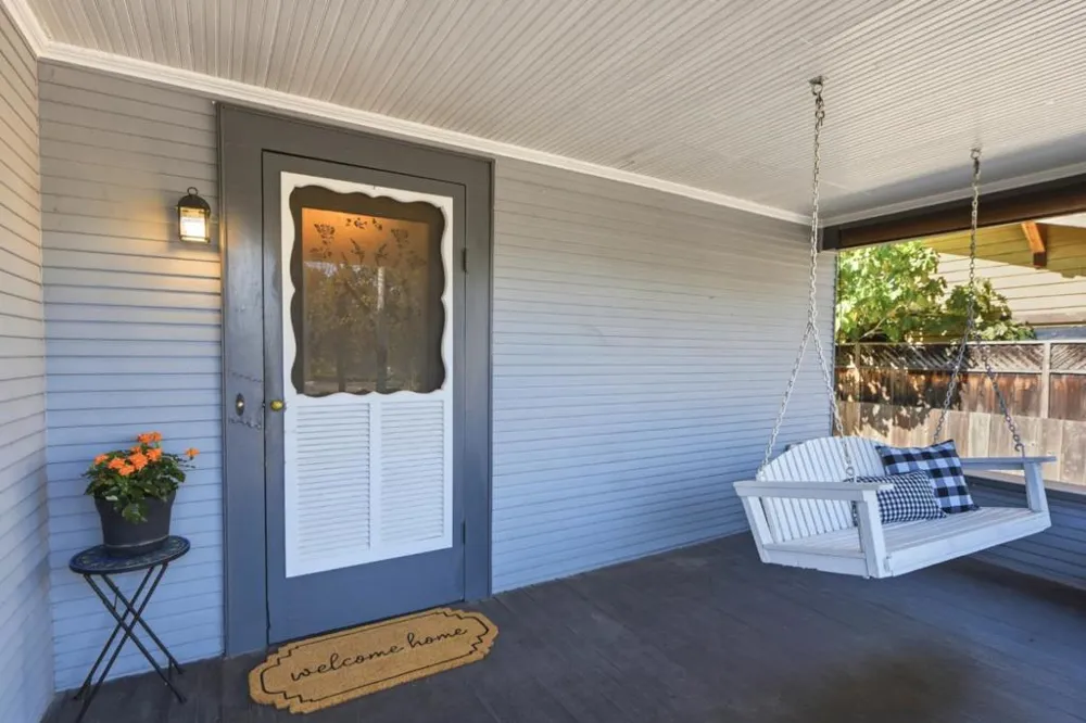 212 E Rincon Avenue Campbell, CA 95008