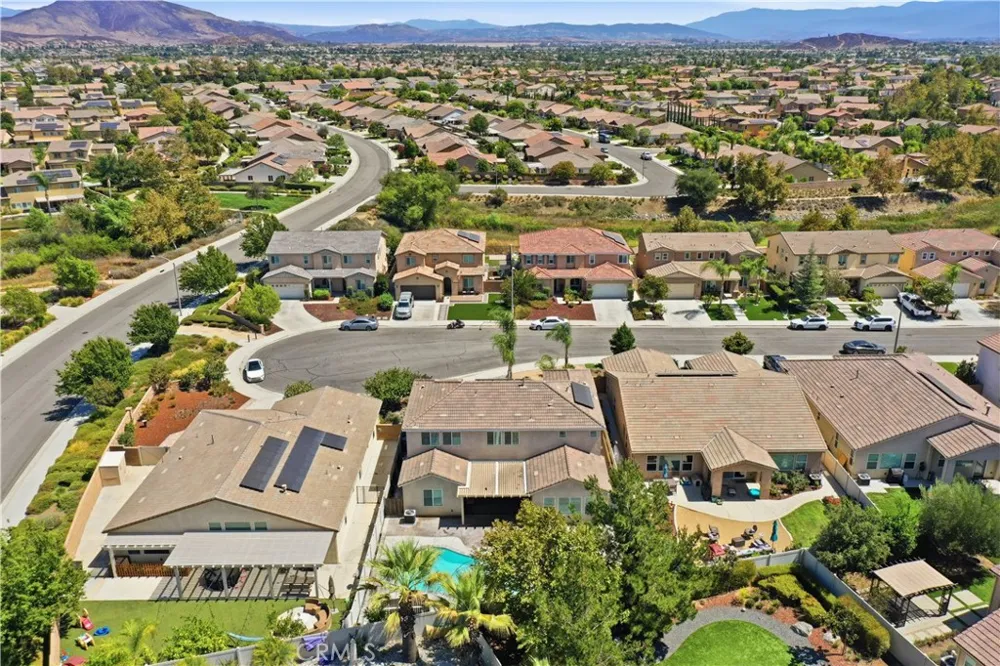 35155 Rockford Way Murrieta, CA 92563