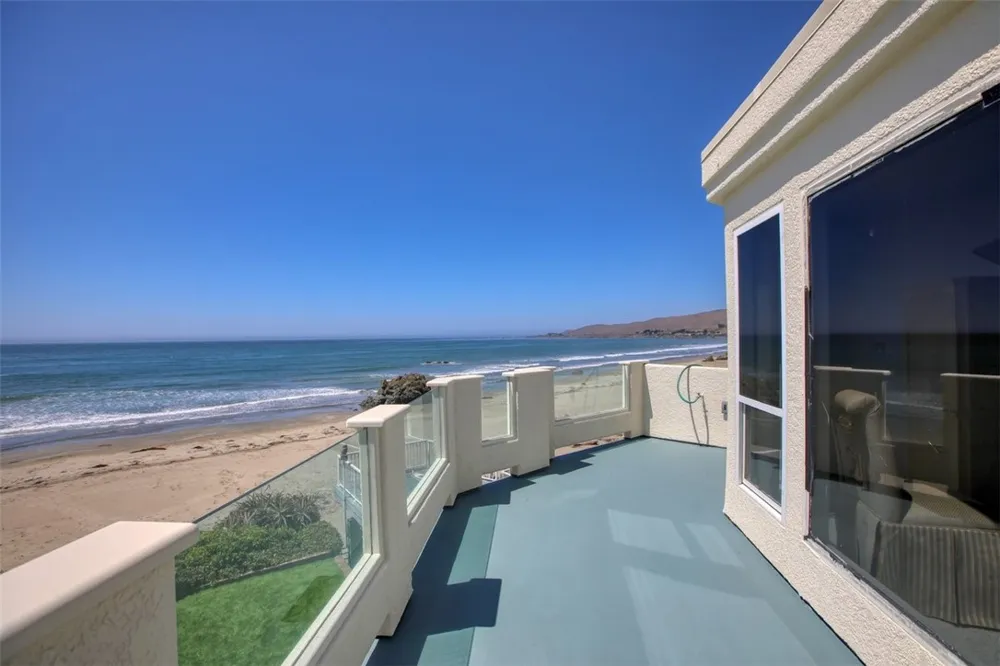 900 Pacific Cayucos, CA 93430
