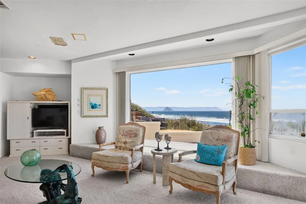 900 Pacific Cayucos, CA 93430