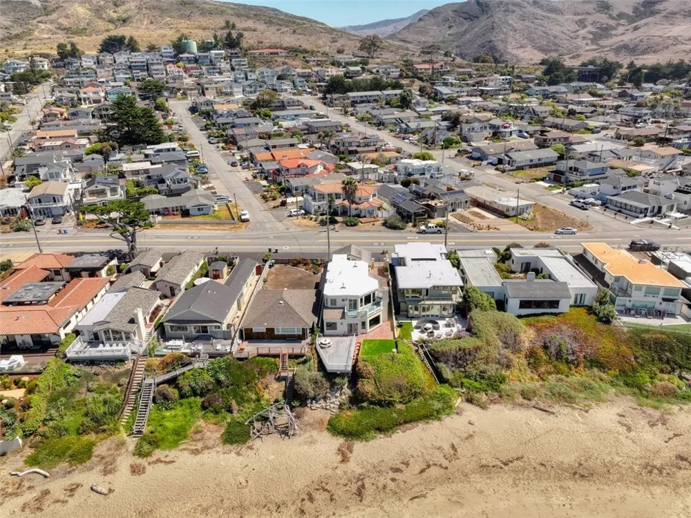 900 Pacific Cayucos, CA 93430