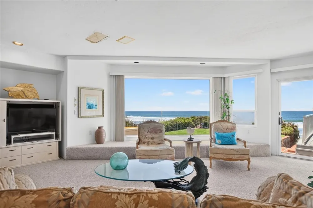 900 Pacific Cayucos, CA 93430