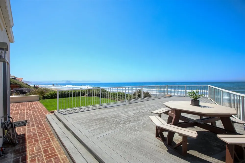 900 Pacific Cayucos, CA 93430