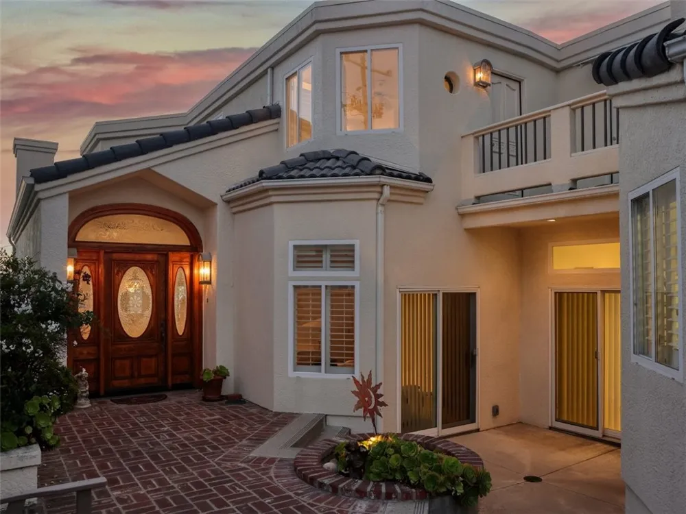 900 Pacific Cayucos, CA 93430