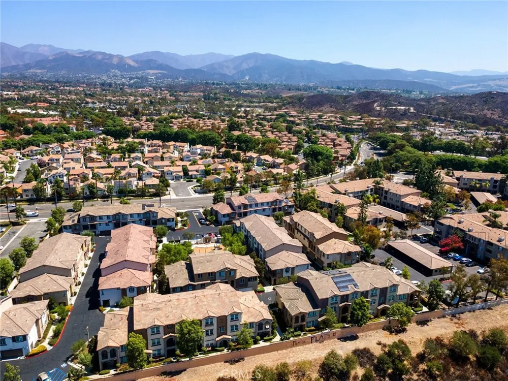 25 Castilla Rancho Santa Margarita, CA 92688