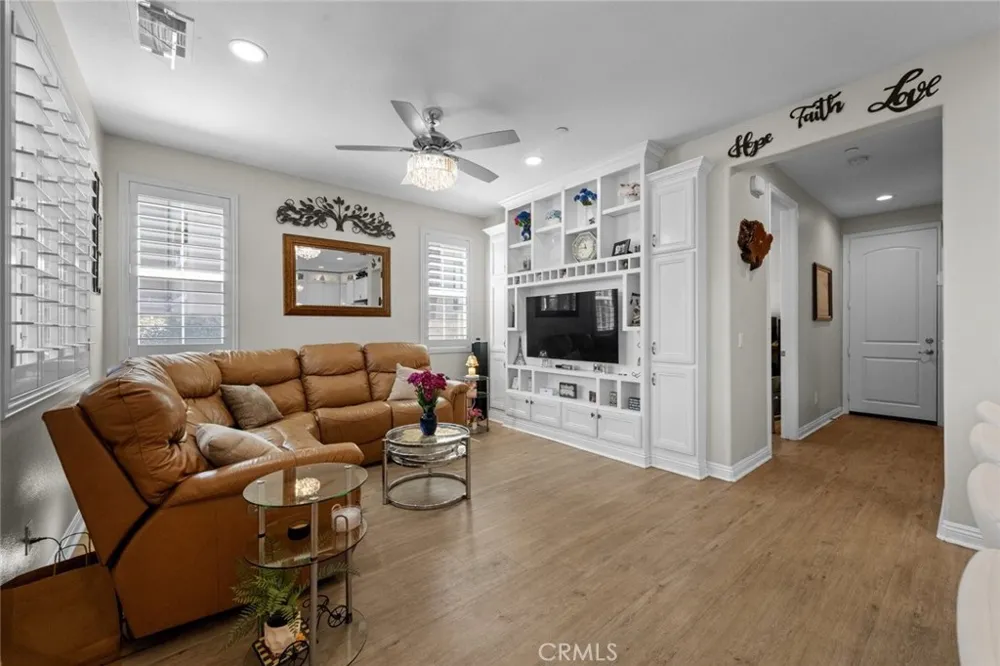 25 Castilla Rancho Santa Margarita, CA 92688