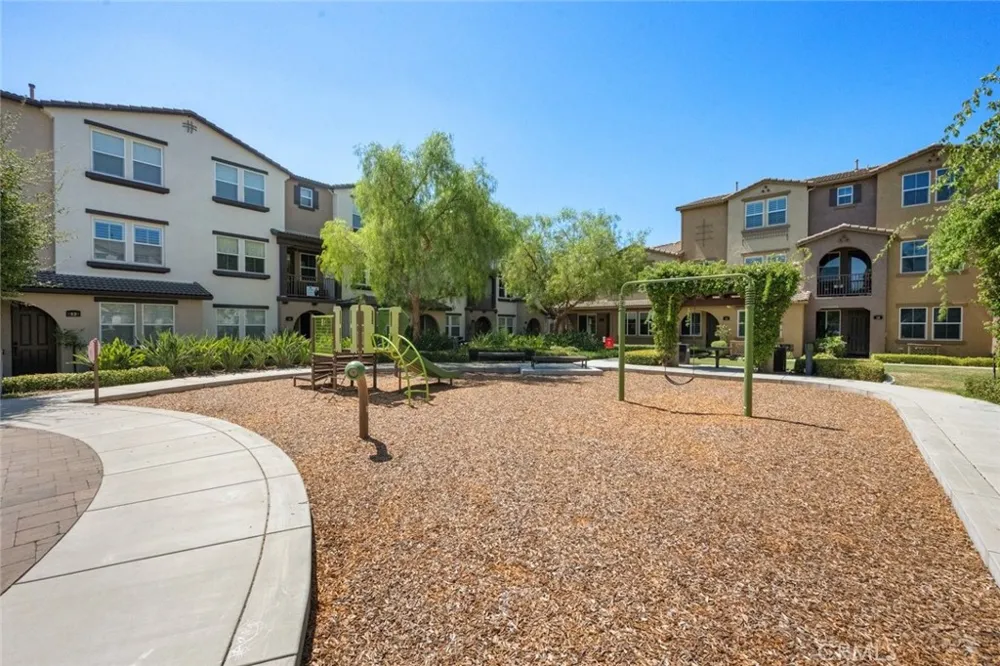 25 Castilla Rancho Santa Margarita, CA 92688