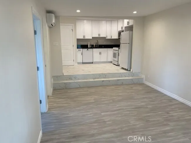 16747 Bermuda Granada Hills, CA 91344