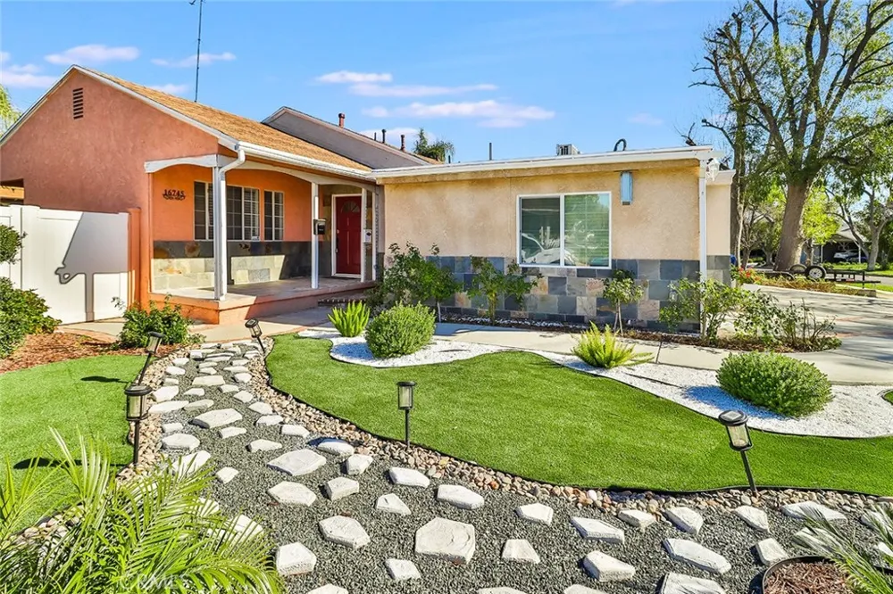 16747 Bermuda Granada Hills, CA 91344