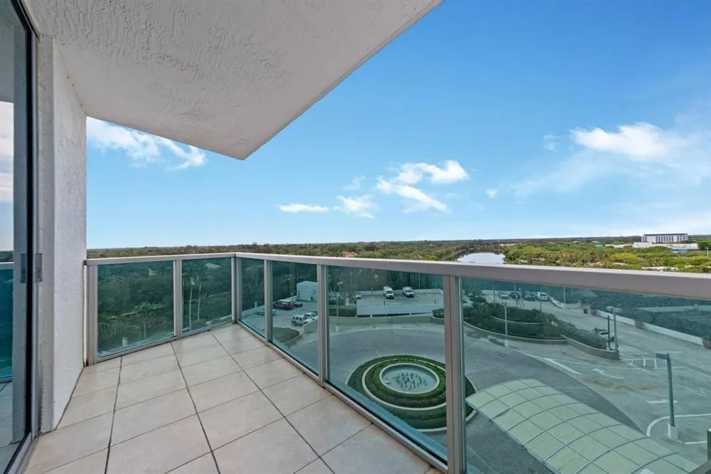 2641 FLAMINGO ROAD #901N Sunrise, FL 33323