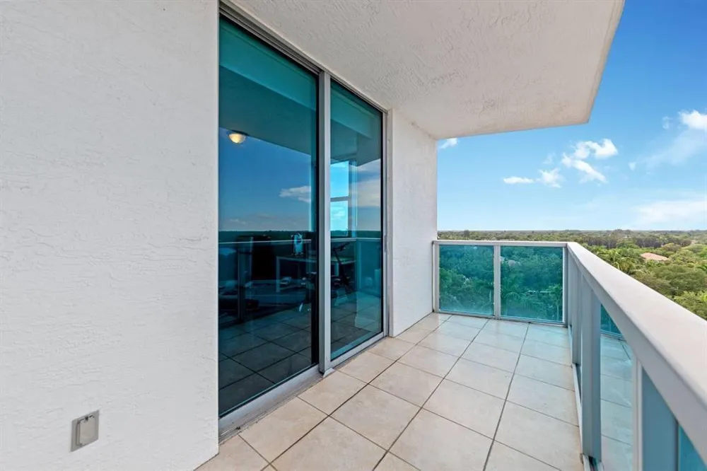 2641 FLAMINGO ROAD #901N Sunrise, FL 33323