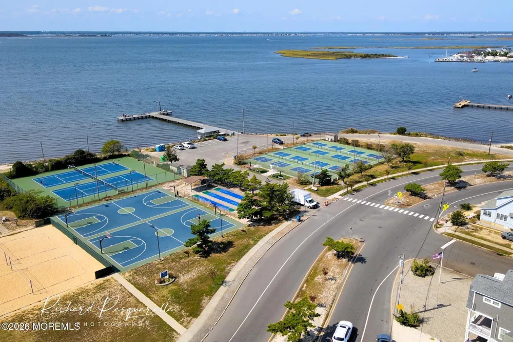 15 Brooklyn Avenue #2 Lavallette, NJ 08735