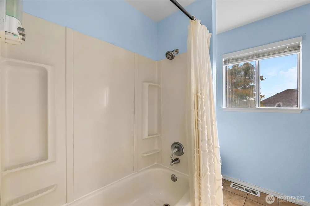 224 3rd Street Montesano, WA 98563