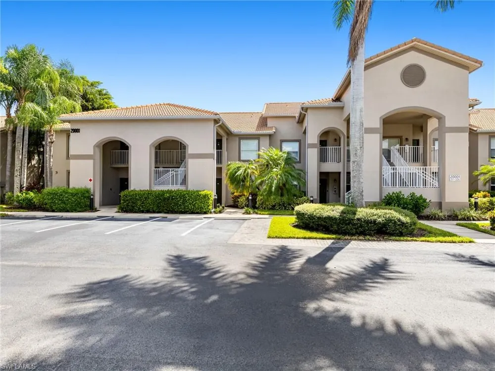 20001 Barletta Lane #2011 Estero, FL 33928
