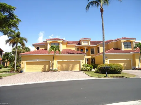 15940 Prentiss Pointe Circle #101