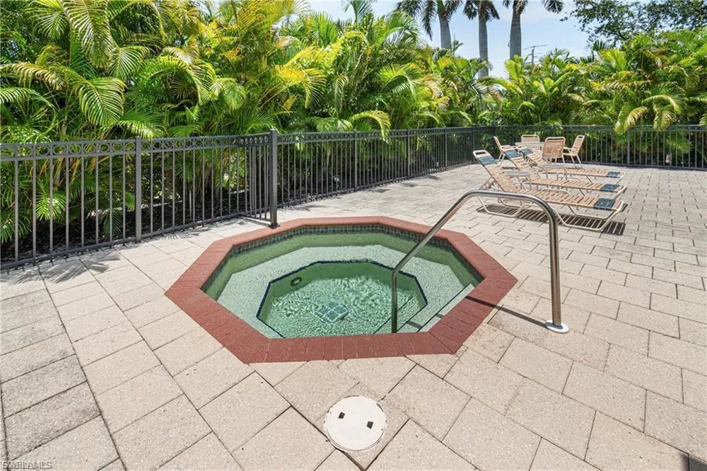 15940 Prentiss Pointe Circle #101 Fort Myers, FL 33908