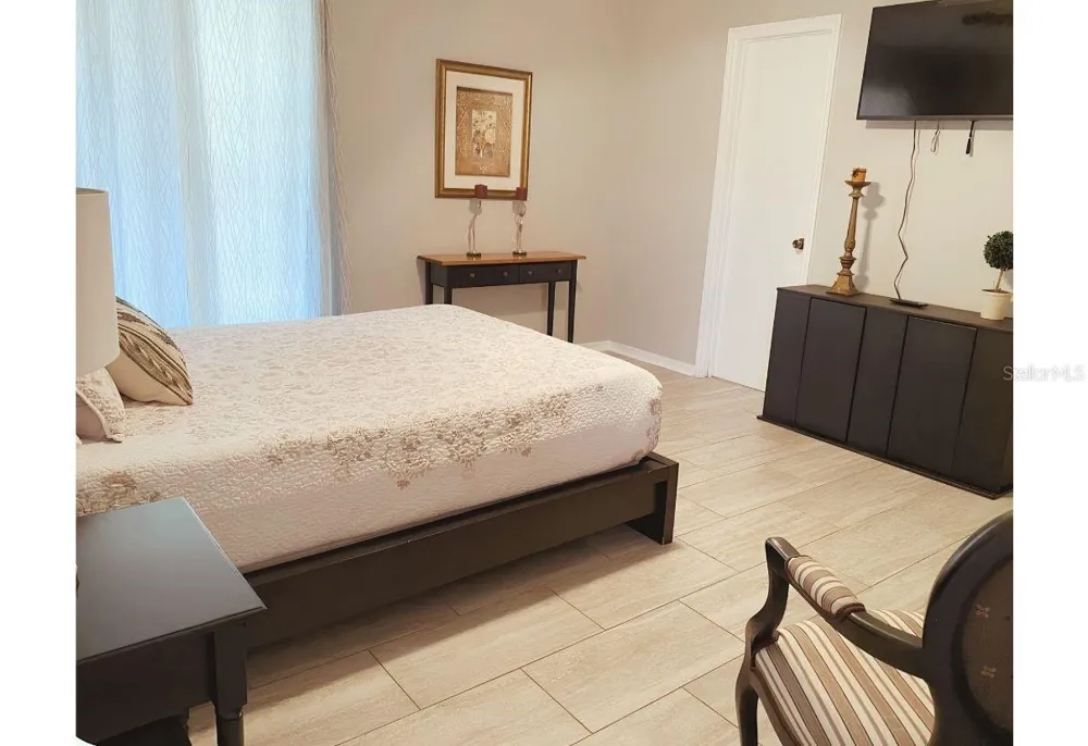731 NW 37TH STREET Gainesville, FL 32607