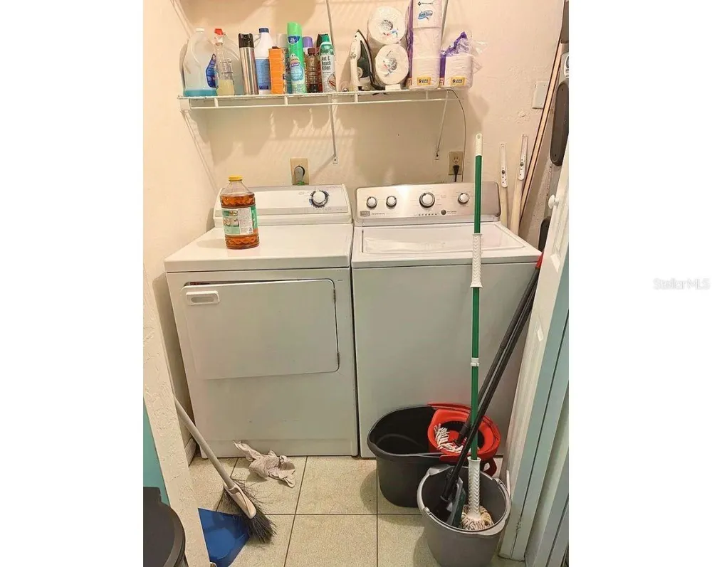 731 NW 37TH STREET Gainesville, FL 32607