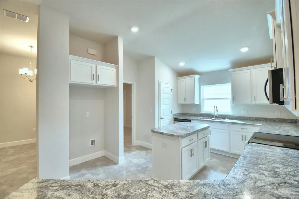 3644 LINDBERGH STREET Lakeland, FL 33810